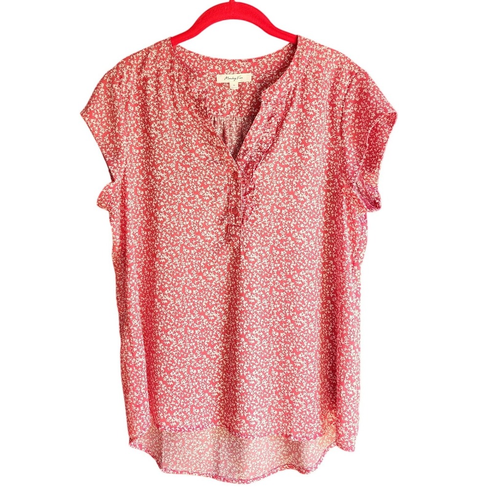 Monday Fun Womens Airy Red White Floral Print TopCap Sleeve V-Neck Blouse Size M